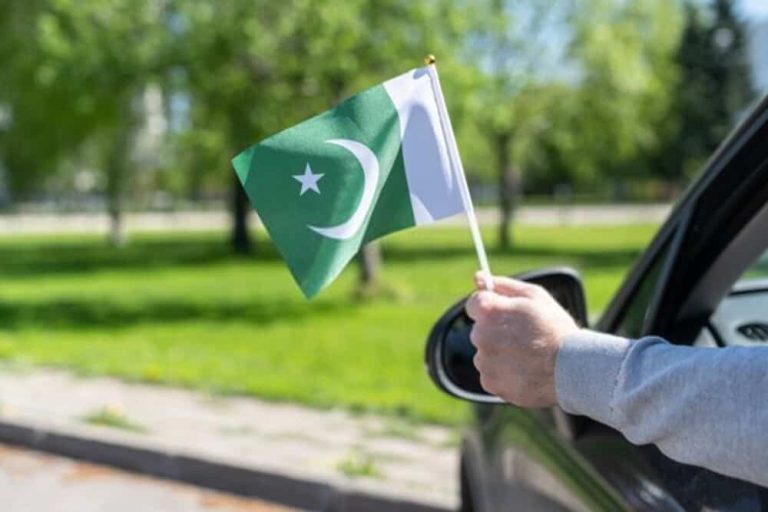 Best Budget Tracking System for Pakistani Drivers - Tracker Zone